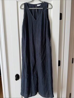 Velvet by Graham & Spencer Navy Sleeveless V-Neck Maxi Dress
